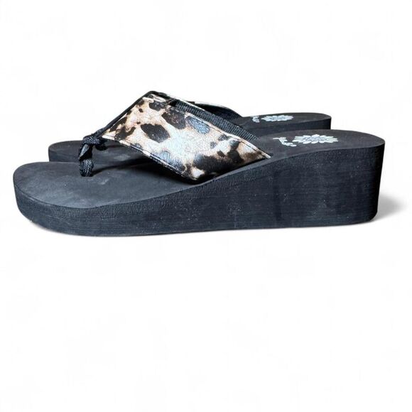 Yellow Box Women's Leopard Print Y2K Wedge Heel Flipflops Size 8 - Picture 3 of 6